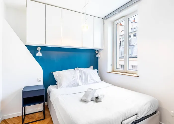 Guestready - Tastefully Decorated For 2